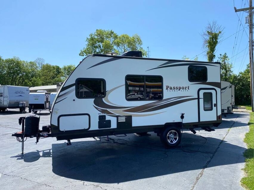 Beauty shot of 2018 Palomino Bunkhouse camper for rent